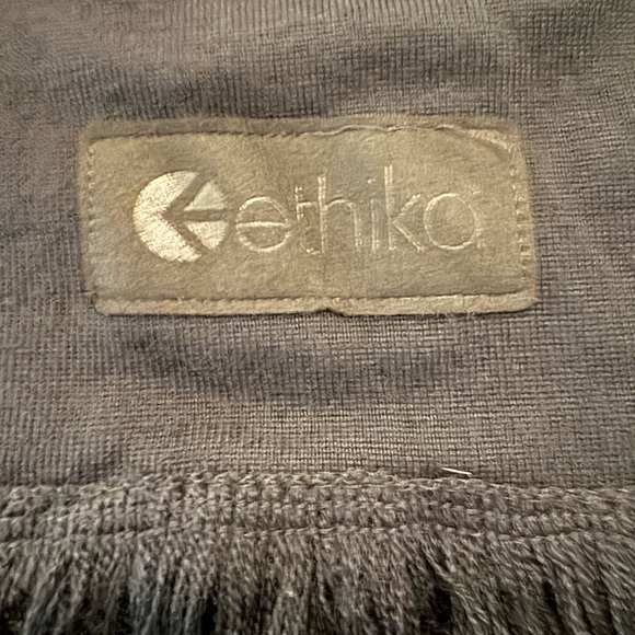 Ethika Black Cashmere Scarf - Picture 2 of 2